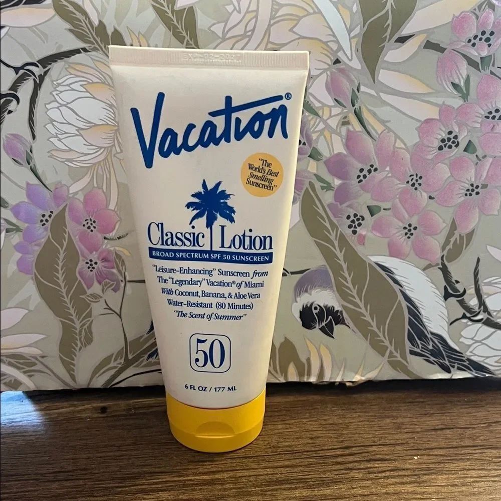 Vacation Classic Lotion SPF 50 Sunscreen - White and Yellow